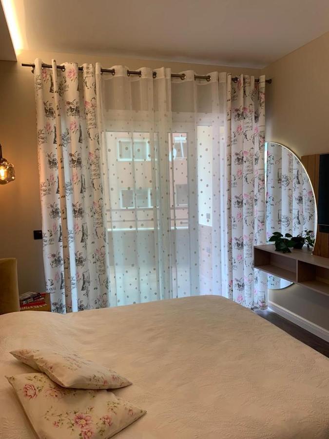 Central Deluxe Apartment Τίρανα Εξωτερικό φωτογραφία