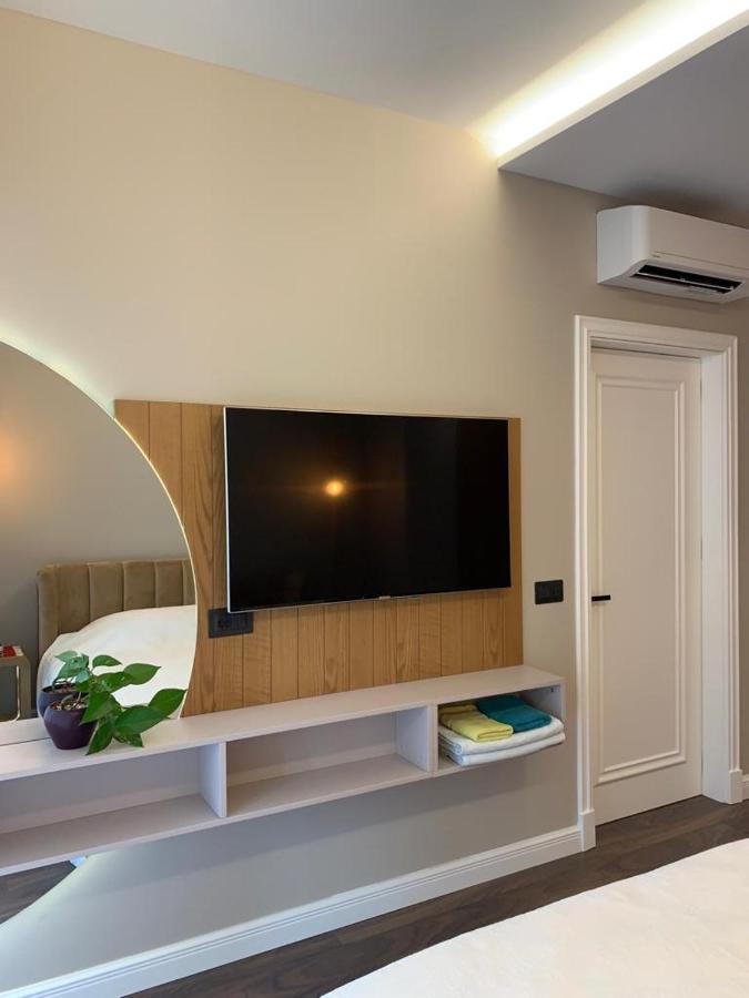 Central Deluxe Apartment Τίρανα Εξωτερικό φωτογραφία